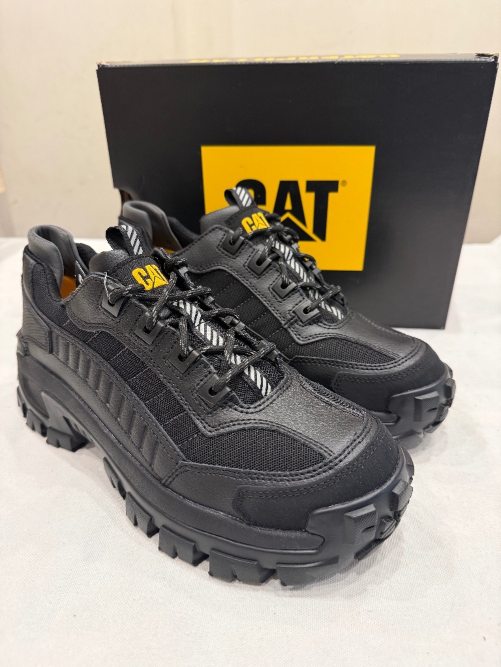 CAT Invader Steel Toe Work Shoe Color Black Size 10